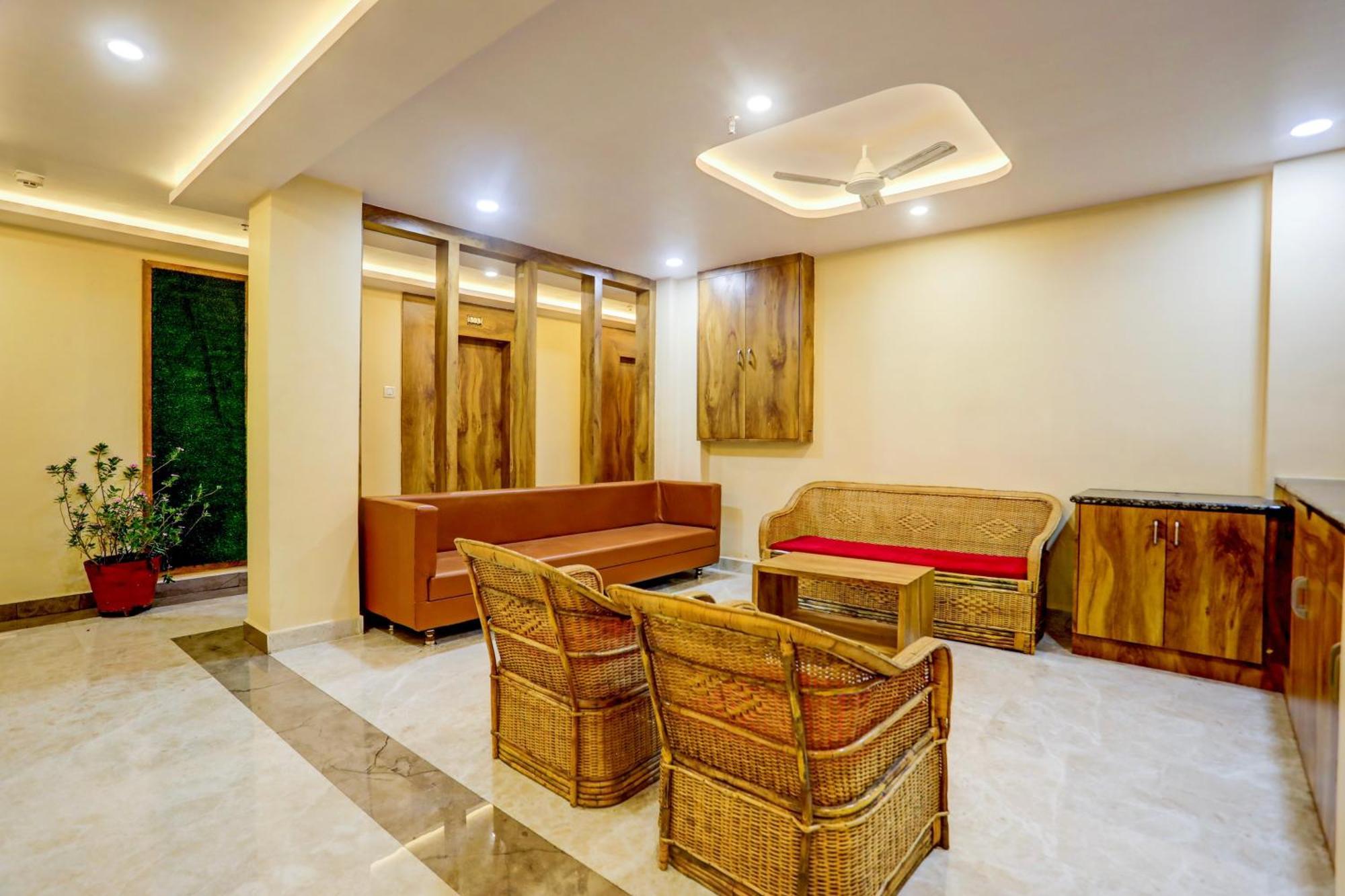 Super Townhouse Oak Dhanbad Near Sslnt College Formerly Kapson Exterior photo