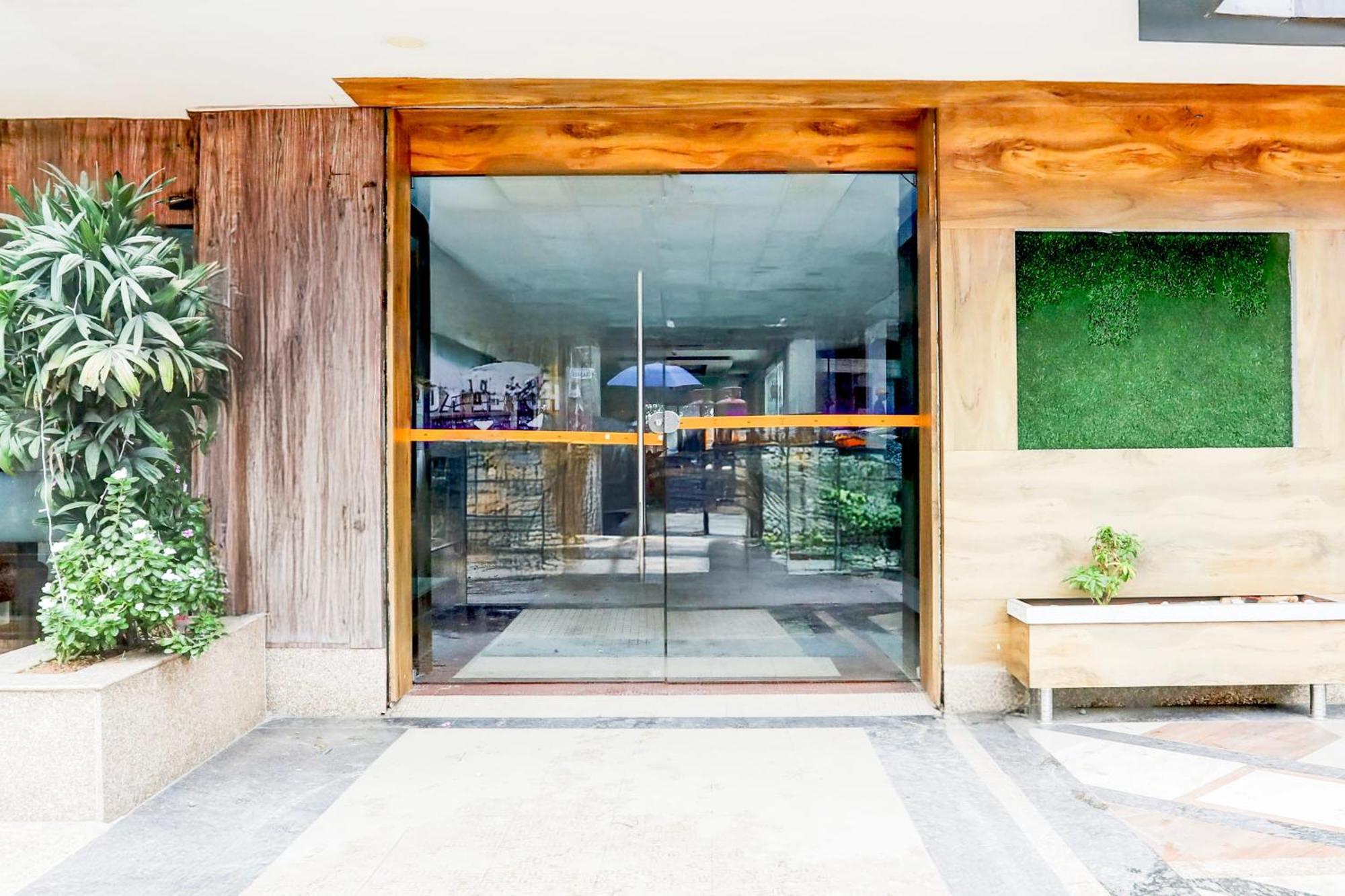 Super Townhouse Oak Dhanbad Near Sslnt College Formerly Kapson Exterior photo